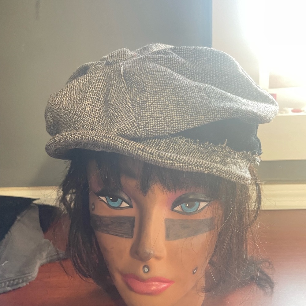 Custom made hat - Picture 4 of 7